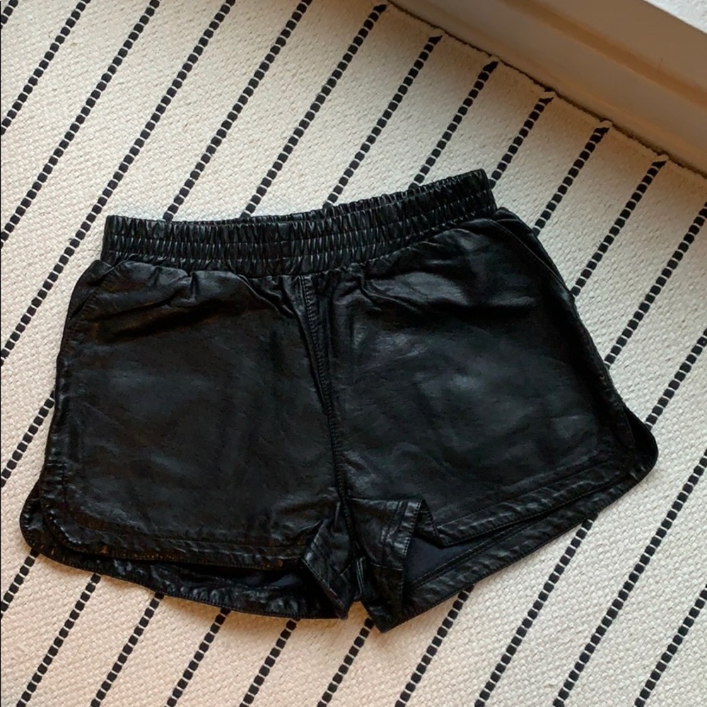 BLACK shorts - Picture 4 of 8